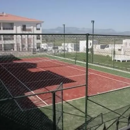 Apartment Spring F5, Delightful 2 Bed Home Within A Beautifully Laid Out Gated Community